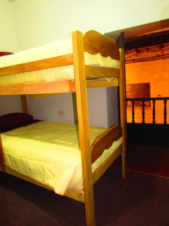 The Grasshopper Hostels Av Alta Cusco Eksteriør billede